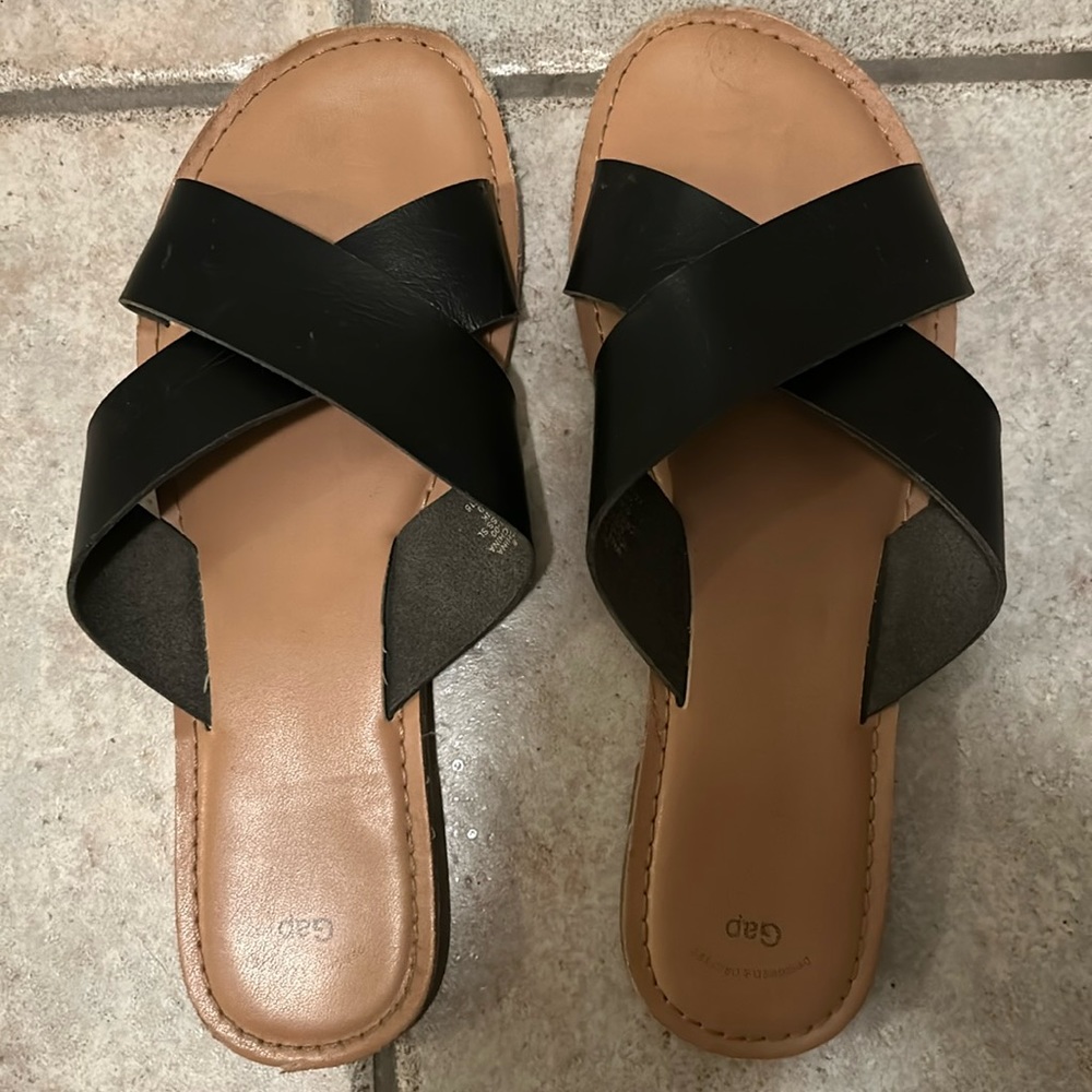 Gap Sandal
